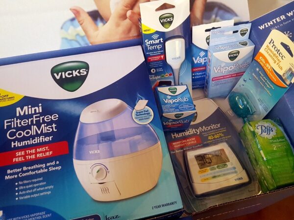 Stay Well This Winter With Vicks + Giveaway #VicksHumidifier #IC #ad