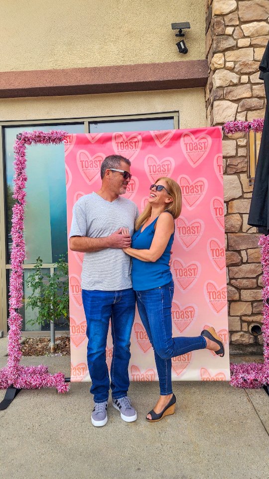 Love is on the menu at Toast Temecula 💘🥂

Grab your favorite people and treat them to the limited-time Valentine’s Month specials at @toastrestaurants ❤️ From the over-the-top brunch platter to the love-inspired libations, every corner is giving date-day perfection (yes, even the decor ✨).

Run, don’t walk — this one’s only here for February 💋

#ToastTemecula #ValentinesBrunch #TemeculaEats #BrunchGoals #DateDay