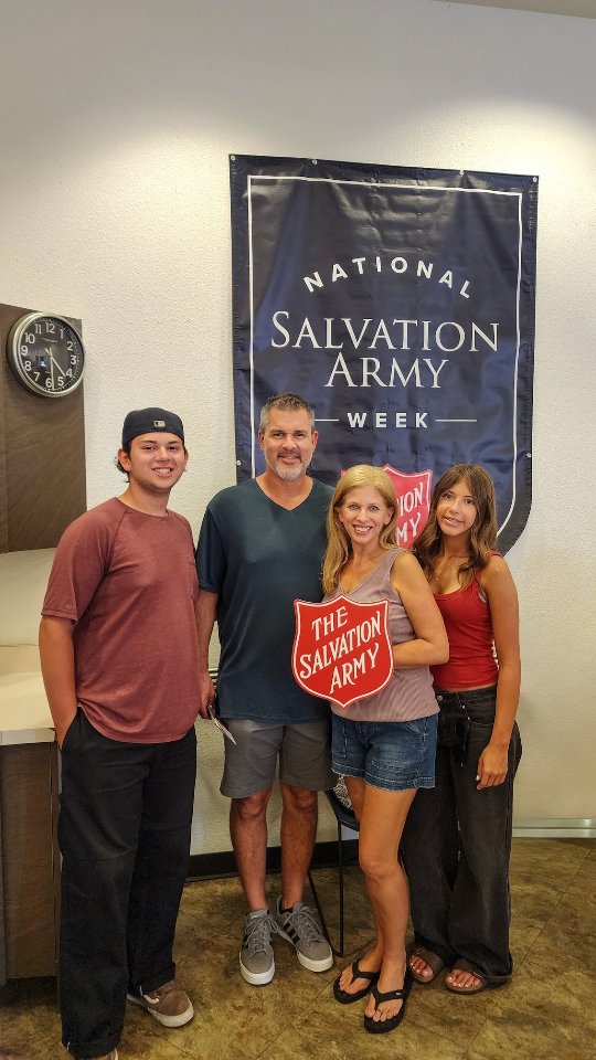 Honored to partner again with The Salvation Army of Southern California for the 4th Annual Hemet Corps Community Fun Day during National Salvation Army Week. ❤️

This event brought families, neighbors, and local organizations together for a fun-filled day while highlighting the incredible support and resources available year-round through @salarmysocal.

Every time we partner with them, I leave with even more appreciation for all they do for those in need.

Want to learn more or help? Check the link in my bio. ✨ 

#SalvationArmy #GiveBack #CommunitySupport #Volunteer #DoGood (sponsored)