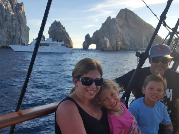 5 Affordable Family Vacation Ideas #family #travel #cabo #elarco
