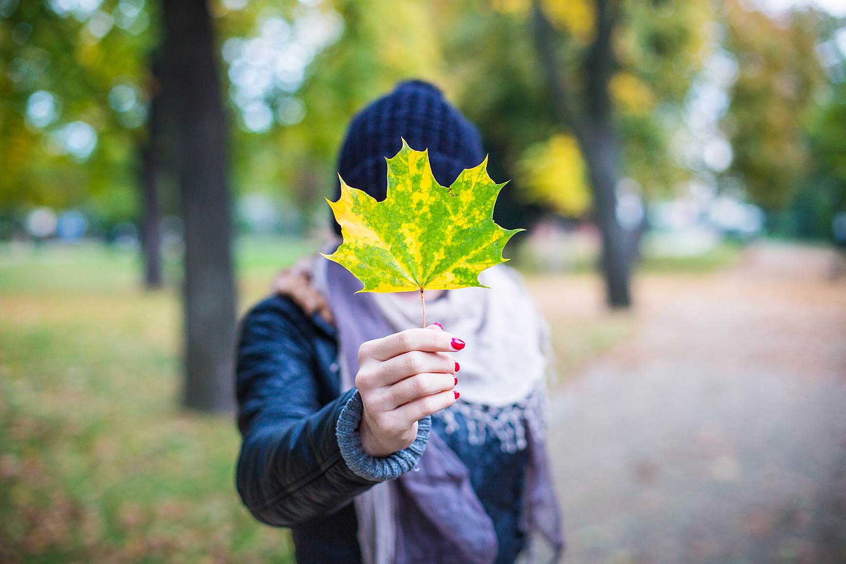 How to Keep Your Skin Hydrated this Fall